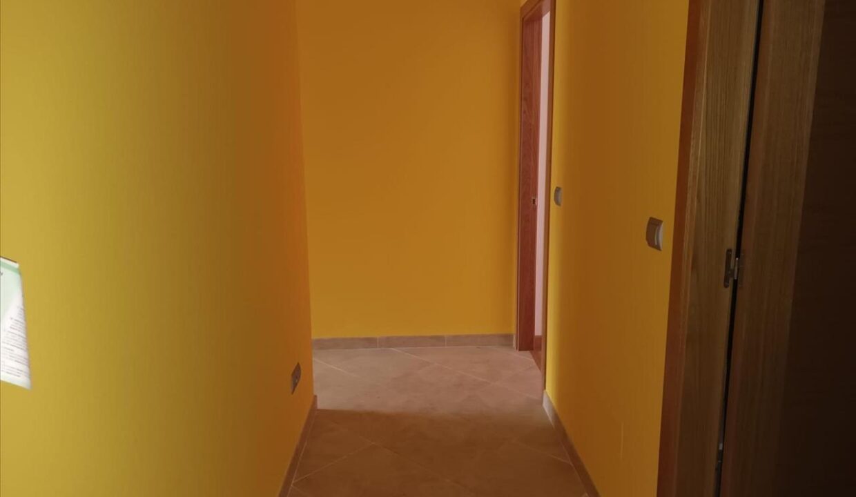 Obra parada en venta en Lourenzá en Lugo (10)