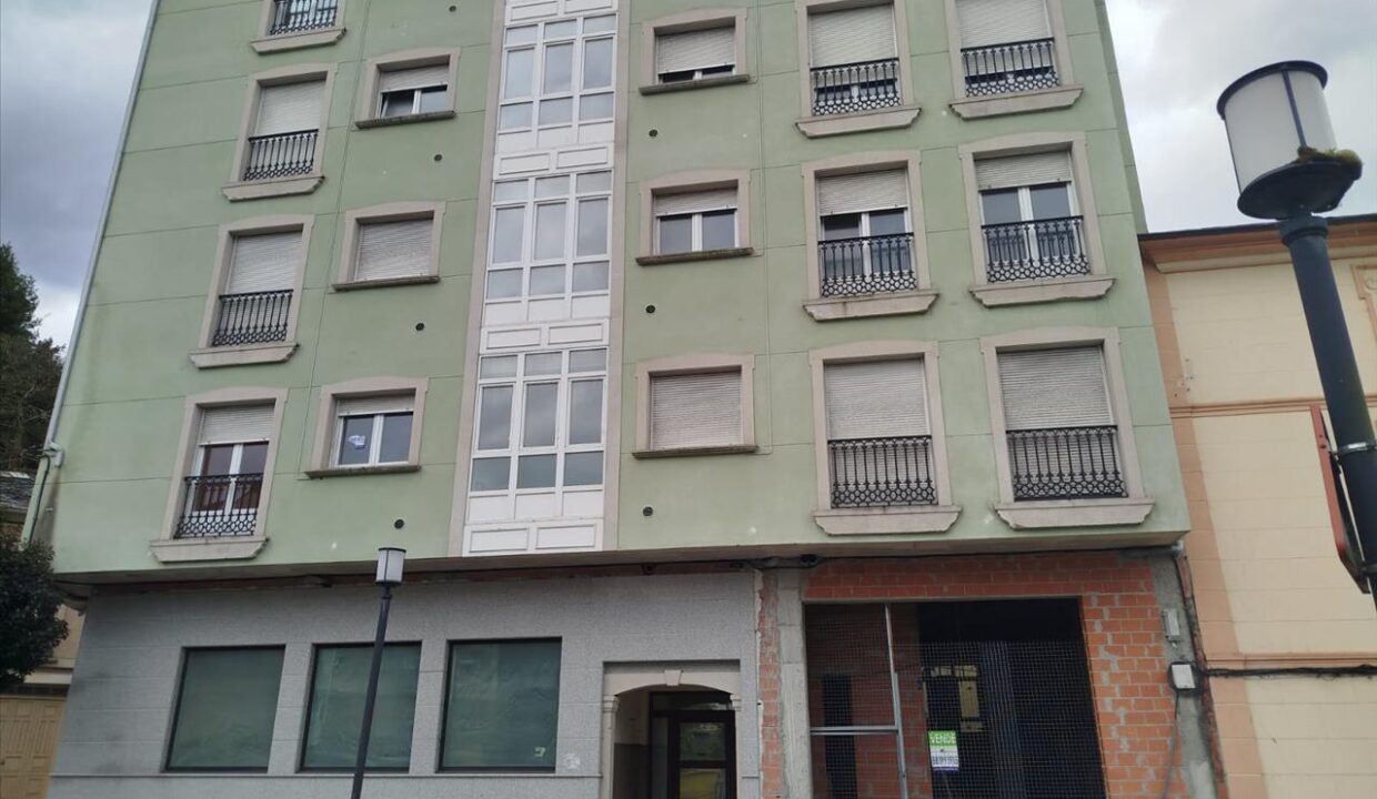 Obra parada en venta en Lourenzá en Lugo (16)