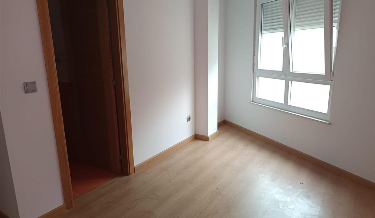 Obra parada en venta en Lourenzá en Lugo (6)