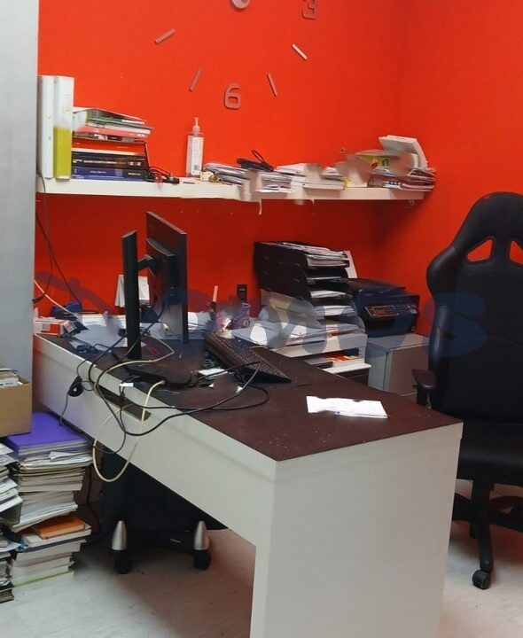 Bajo en venta en zona Piringalla en Lugo, acondicionado (1)