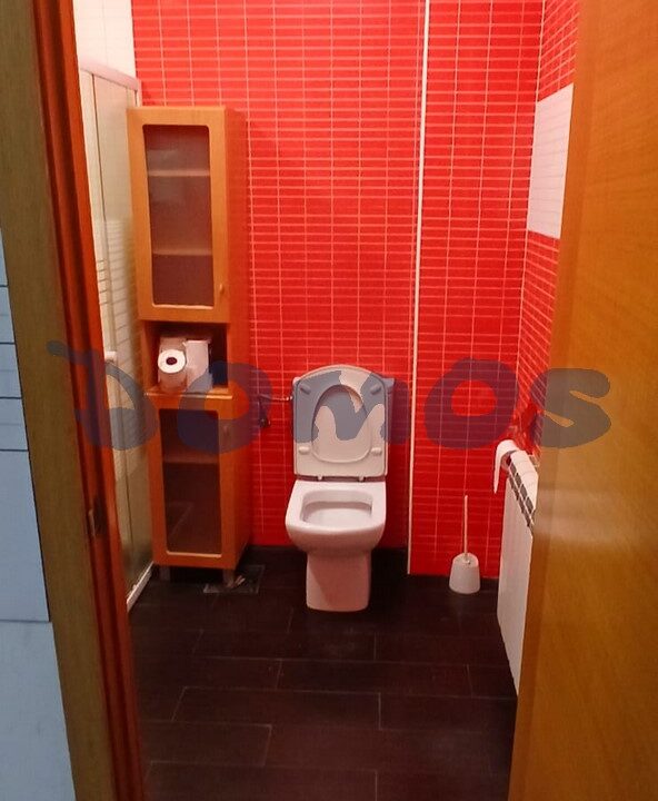 Bajo en venta en zona Piringalla en Lugo, acondicionado (7)