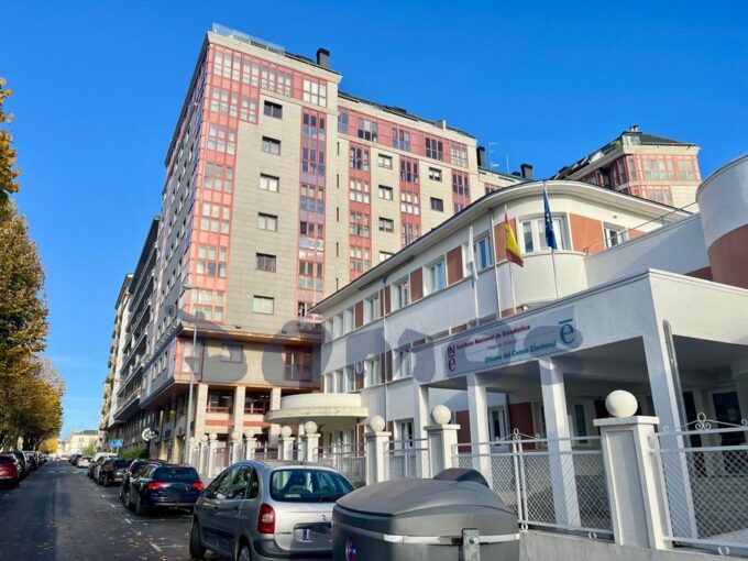 Dúplex de lujo en Doctor García Portela, con terraza y vistas al río Miño